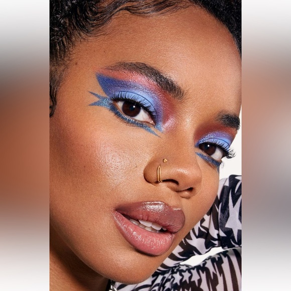 Urban Decay Naked x Robin Eisenberg Eyeshadow Palette - Picture 4 of 7